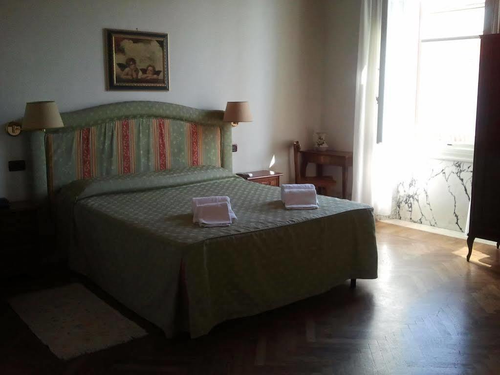 Hotel Ely Viareggio Exterior foto